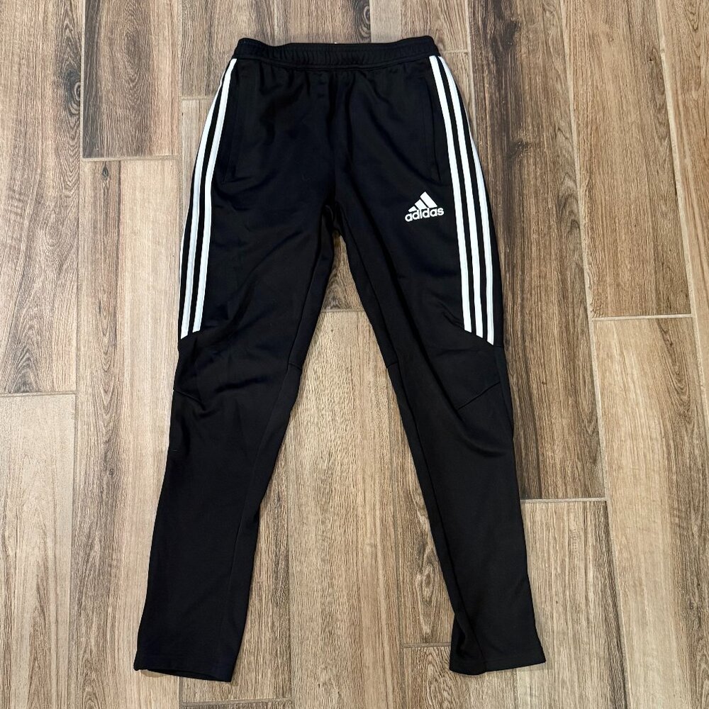adidas black youth Large jogger tricot